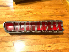 1969-1970 Mercury Cougar Xr7eliminator Convertible Rh Tail Light 1969-1970 Mercury Cougar Xr7eliminator Convertible Rh Tail Light