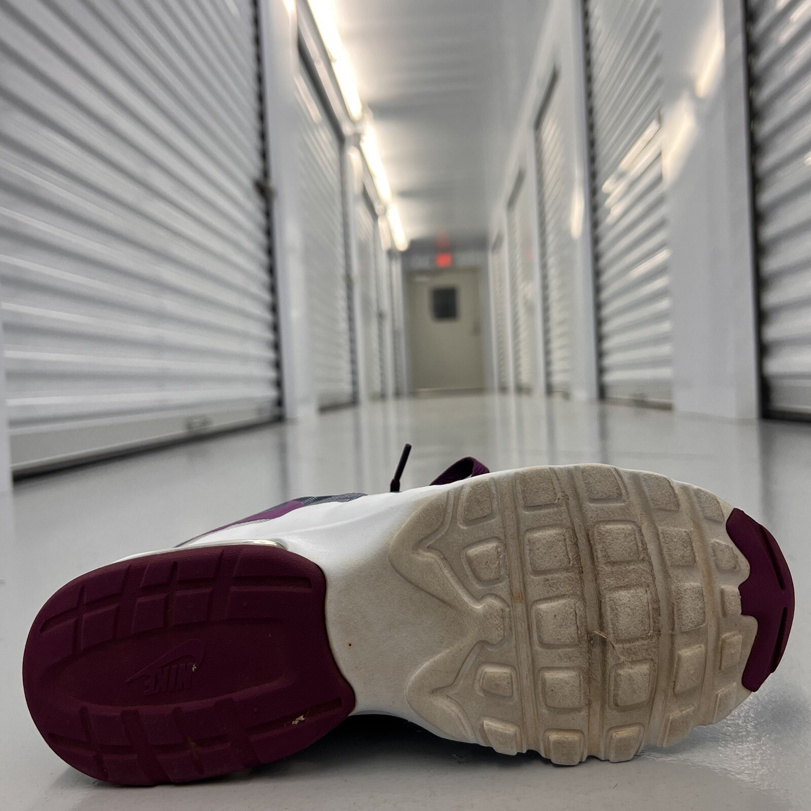 nike air max invigor womens purple