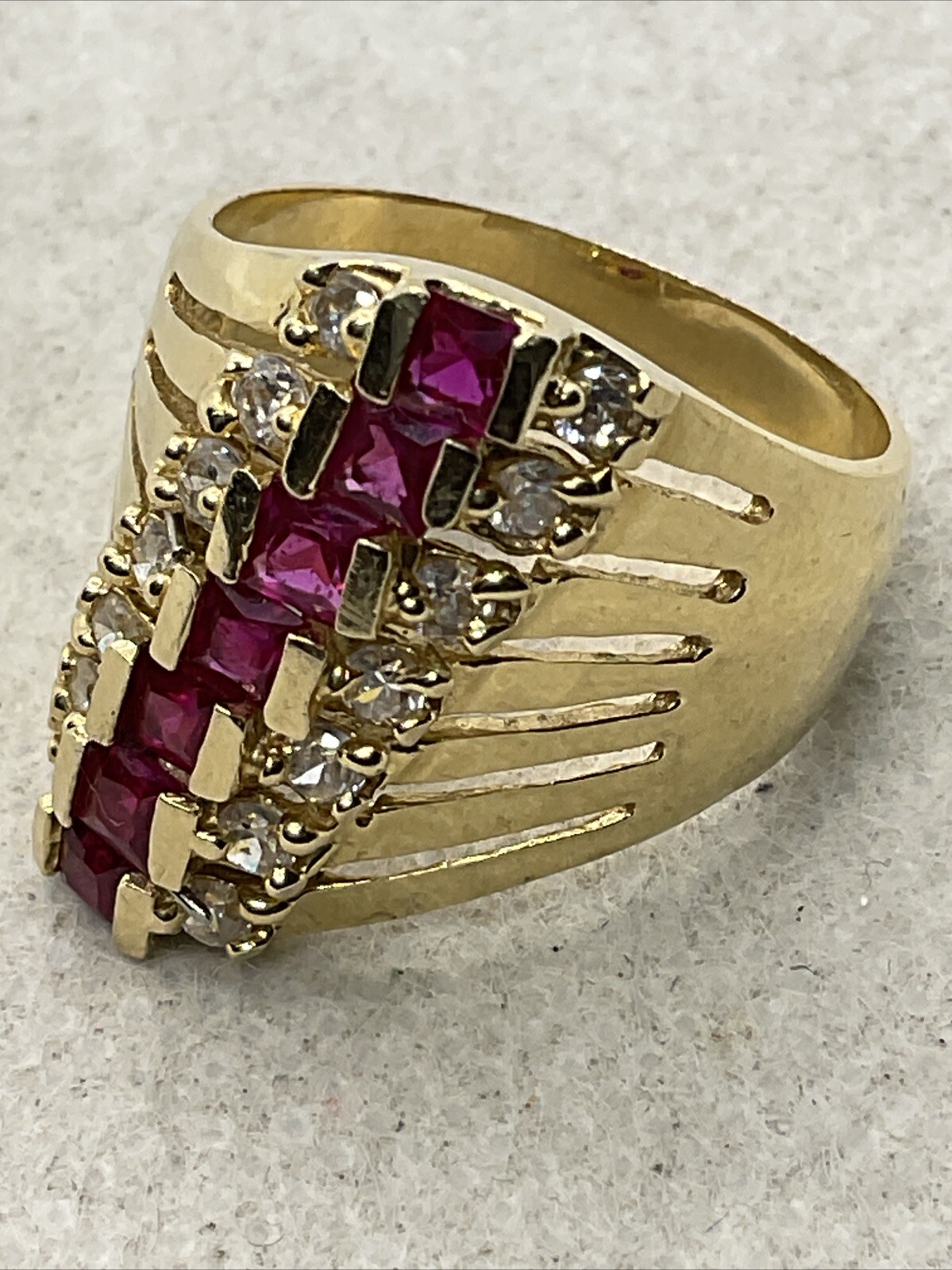 IMPRESSIVE Solid 14K Yellow Gold Princess Cut Cre… - image 9