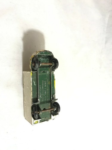 Vintage Lesney SERVICE AMBULANCE FORD 3 TON 4 X 4 No 63 - Picture 6 of 6