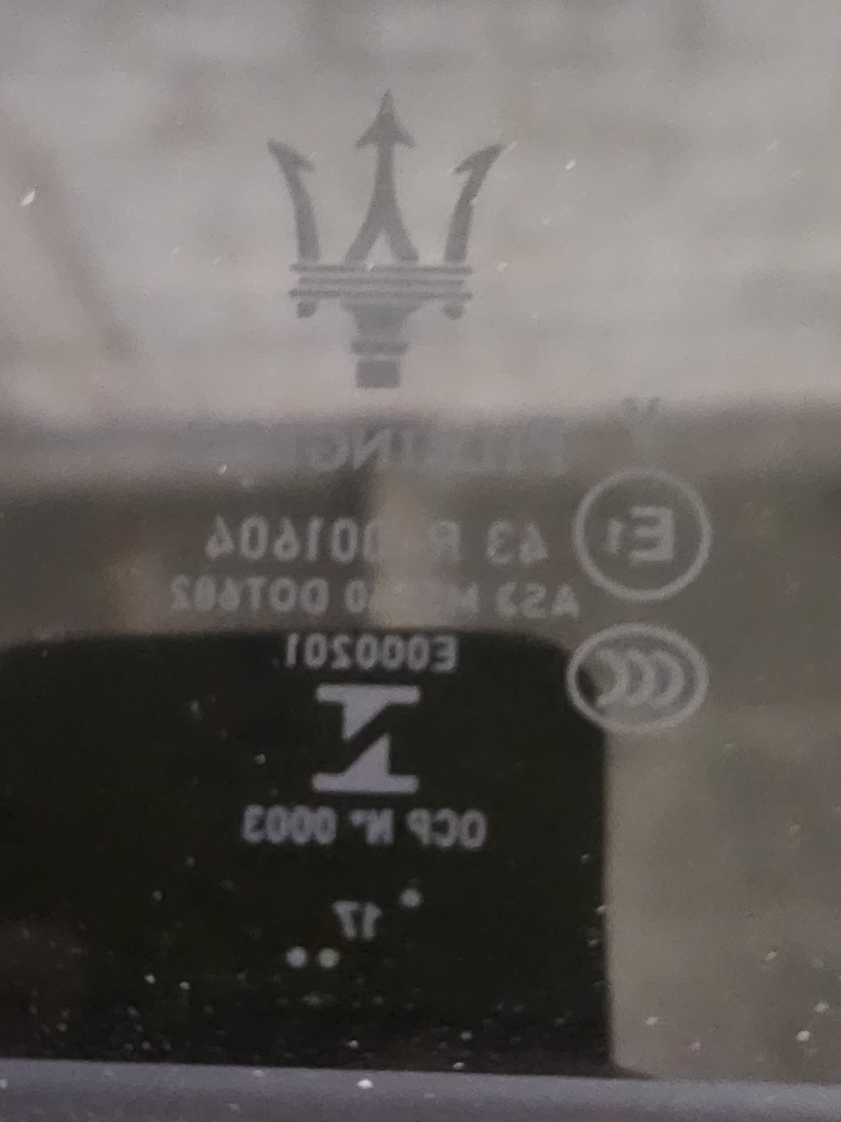 Maserati Ghibli 2014-2024 FRONT Sunroof glass P/N 673000052
