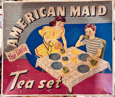 Excellent Vintage Little American Maid Tea Set Akro Agate Box 17 Pieces No 360