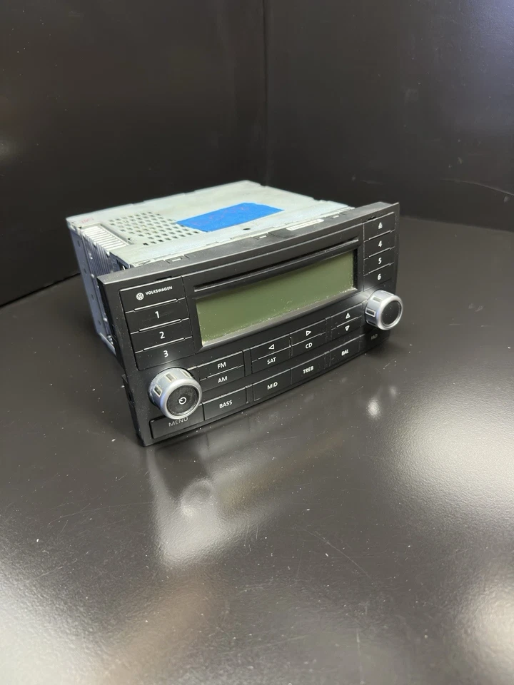 04-10 Volkswagen Touareg Equipo de Audio Receptor de Radio AM-FM-SAT-CD Q Foto 3 de 4