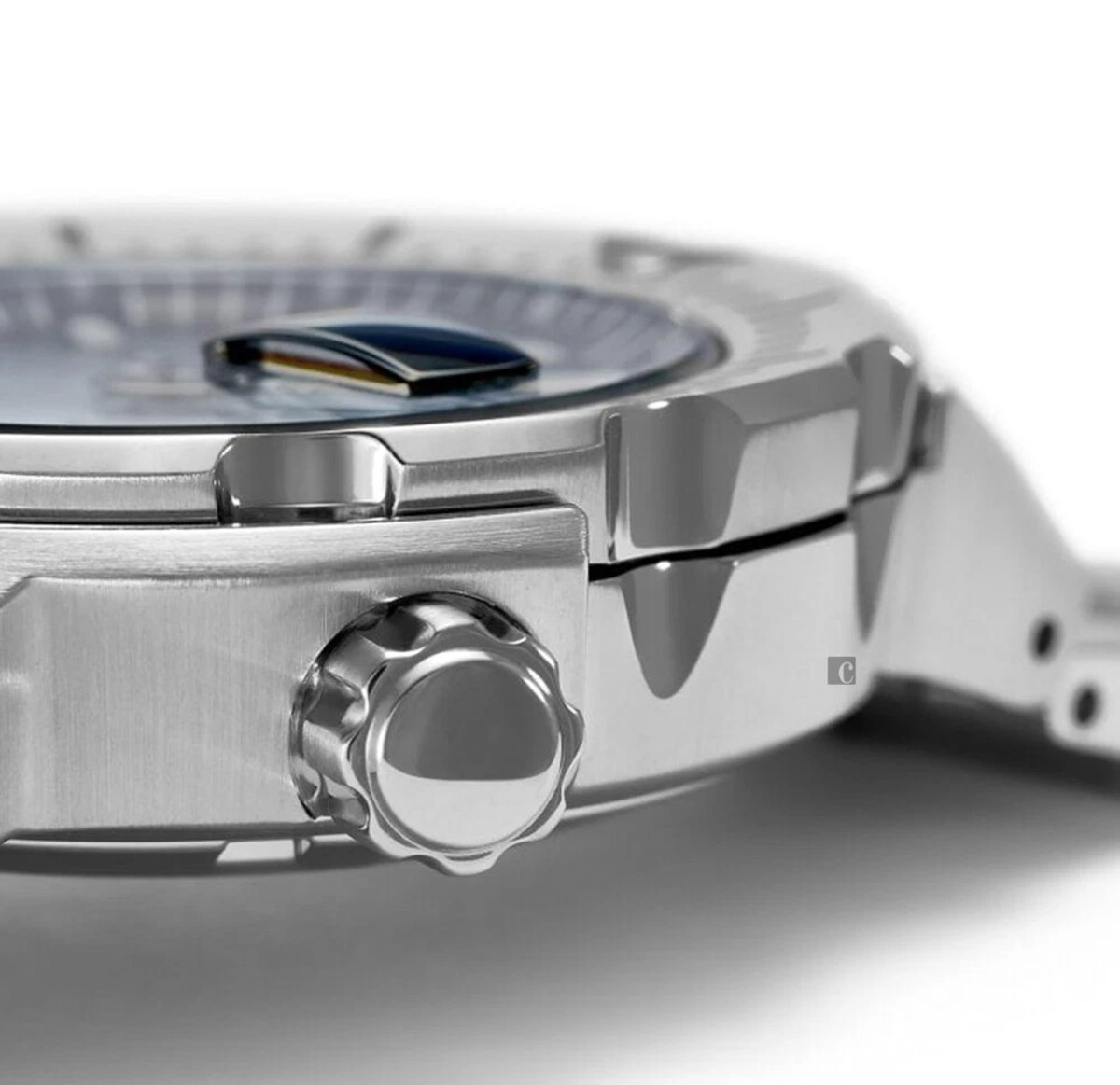 New! Genuine Seiko Prospex Limited Edition 200m Diver's Watch Save the Ocean View 3