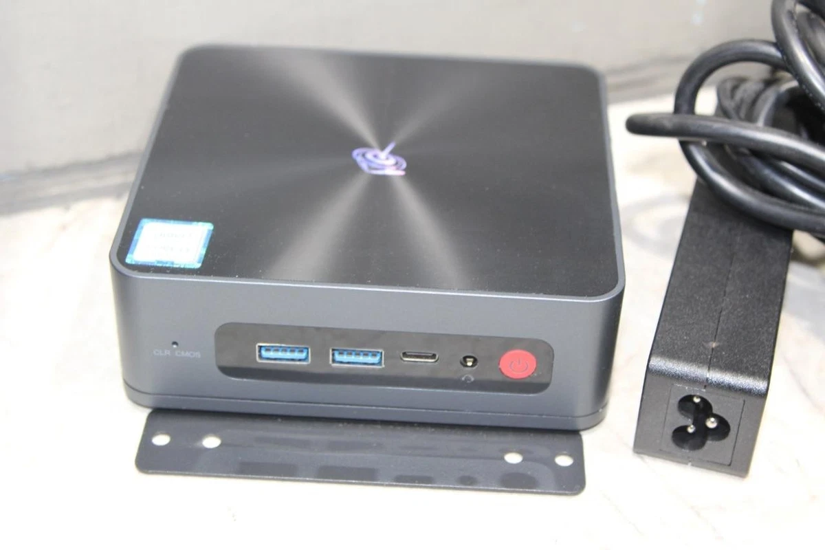 Mini Desktop Integrated/On-Board Graphics Intel Core i3 8th Gen