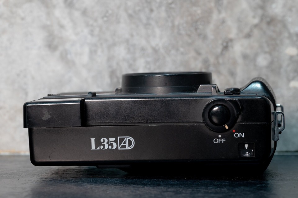 SPARES / REPAIR Nikon L35AD 1000 ISO 35mm Point & Shoot Film Camera