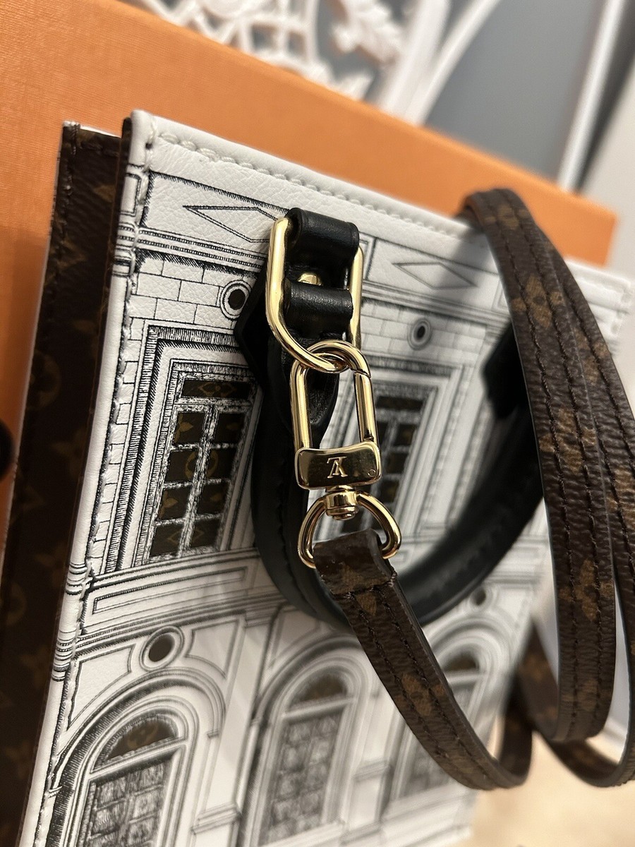 【新品未使用】Louis Vuitton × FORNASETTI ダウン 新品未使用】Louis Vuitton × FORNASETTI ダウン ジャケット