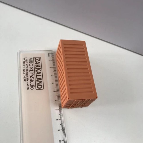 Yao's Studio 1/87 HO Shipping Containers For Model Railroads Display Prop - Picture 2 of 2