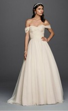 David's Bridal Tulle Beaded Lace Sweetheart Wedding Dress Size 6