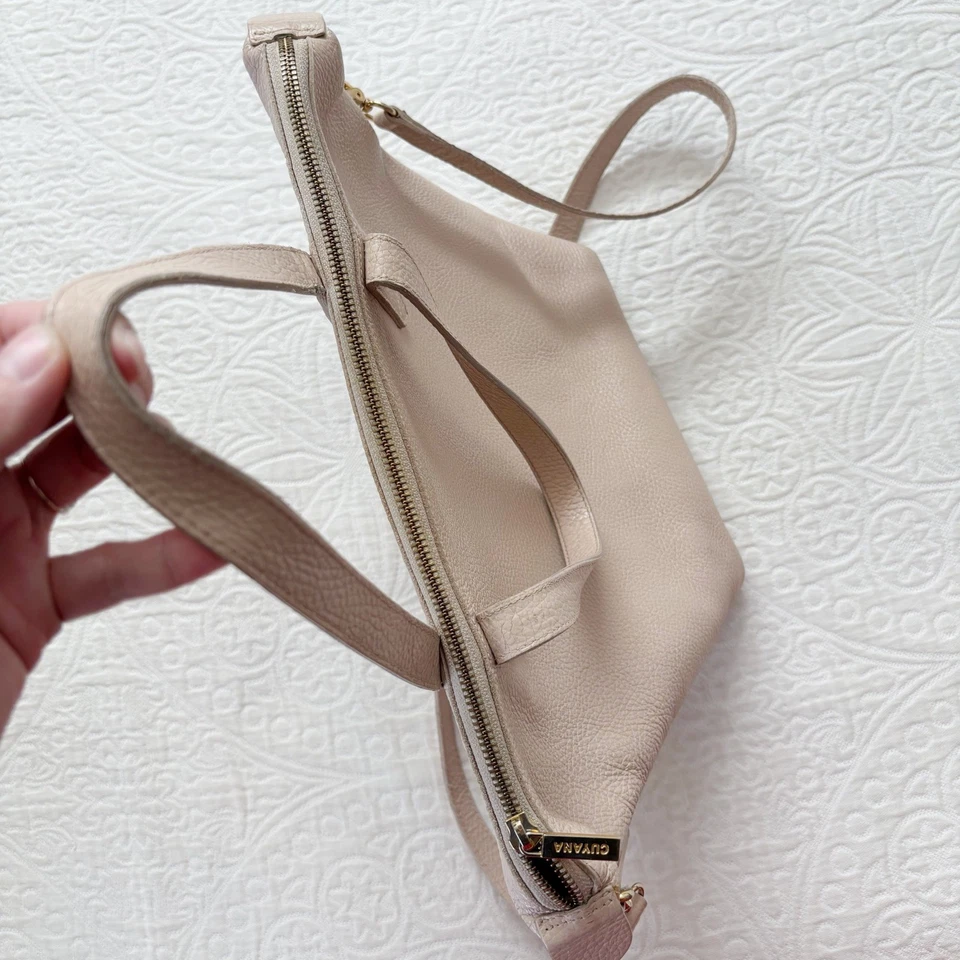 Cuyana Pebbled Leather Small Carryall Tote - Image 4 of 4