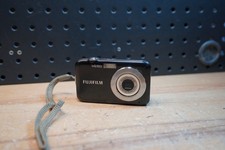  i Fujifilm Finepix JV200 14.0 megapixel 3x Digital Camera NO BATTERY