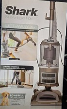 Shark Navigator Lift-Away DLX Powerful Pet Hair Pickup Model: NV366 NEW