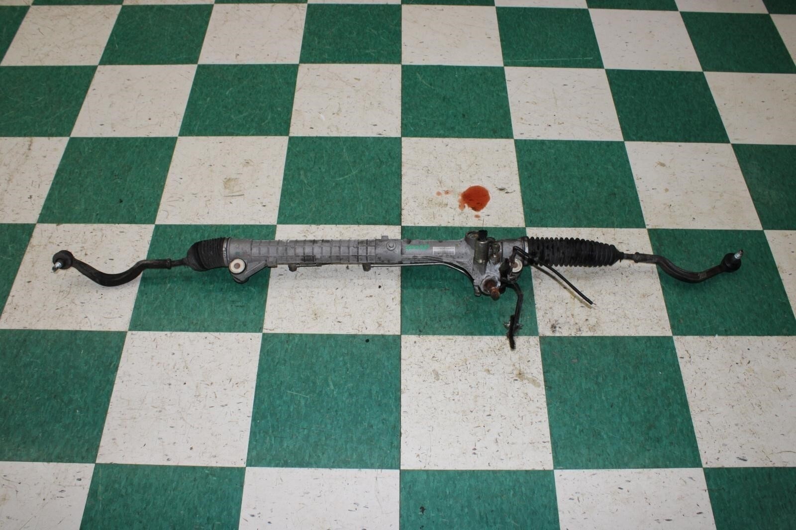14-17 Ghibli 3.0L Factory Hydraulic Power Steering Rack & Pinion Assembly OEM OE