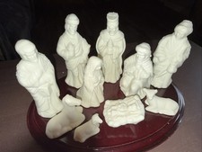 Nativity Scene Display Set Small 11 pcs Baby Jesus Christmas Porcelain Wood Base