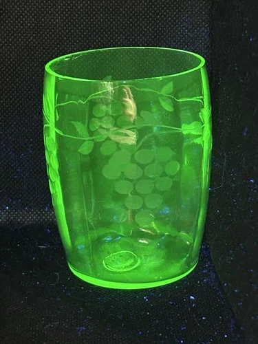 Antique Depression Era Green Etched Grapes Uranium Juice Tumbler Drinking Glass