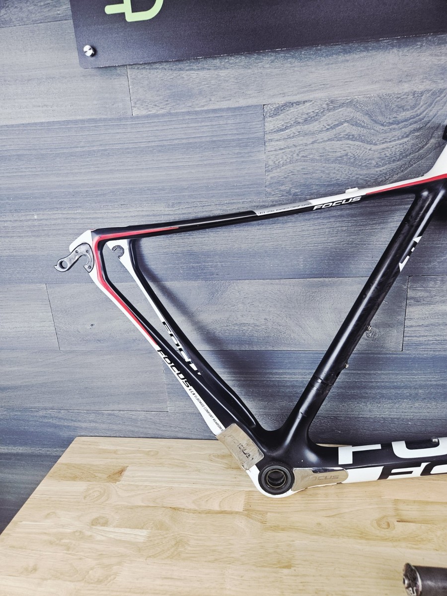 FOCUS CAYO 2014 フレームセット　Sサイズ黒/グレー シマノBB フォーカス FOCUS カヨ CAYO 7.0 2015 M シマノ 105 5800 MIX 11S