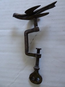 Sewing Bird Clamp - for Sewing and Hemming - Antique - Smooth Finish - Brass