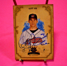 Baseball - Cliff Lee - 2004 Donruss Playoff Diamond Kings Card # 76 - Autograph