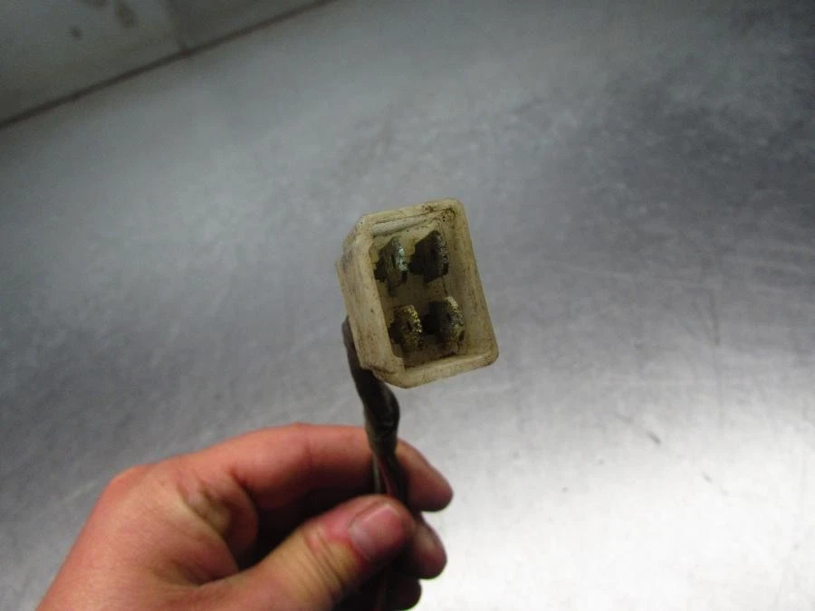 Kawasaki KZ1000E Shaft Z 1000 1979-1980 Fusebox / Fuse Box - Image 2 of 4