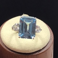 Sterling Silver Large Blue Topaz Ring 6g Size 7.75
