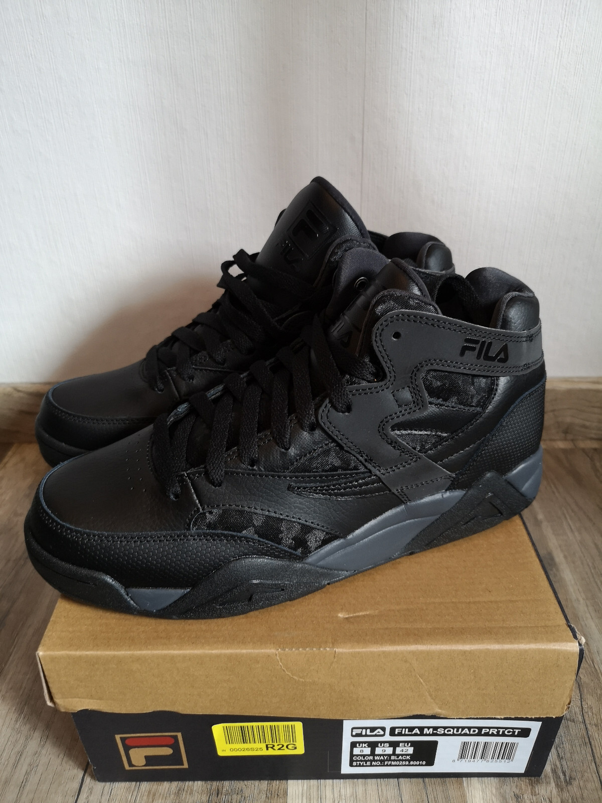 Sneaker alte Fila M Squad PRTCT nuove EU 42 UK 8 US 9