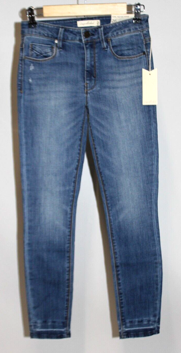 NWT Unpublished KORA Mid Rise Skinny Medium Wash Women's Jeans