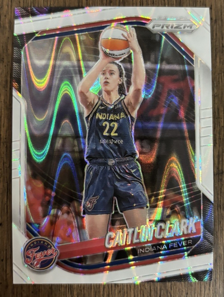 2025 Panini Prizm WNBA - Caitlin Clark #22 White Seismic Prizm