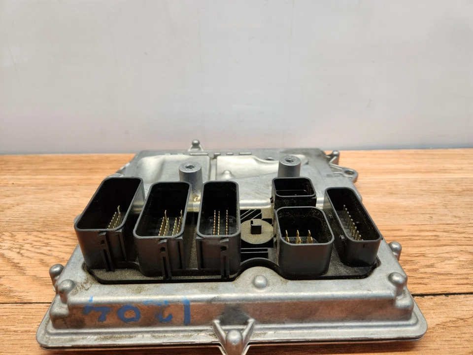 ✅ OEM BMW F10 F02 Active Hybrid 7 DME ECU Control Unit Module Computer MEVD172Y - Image 3 of 4