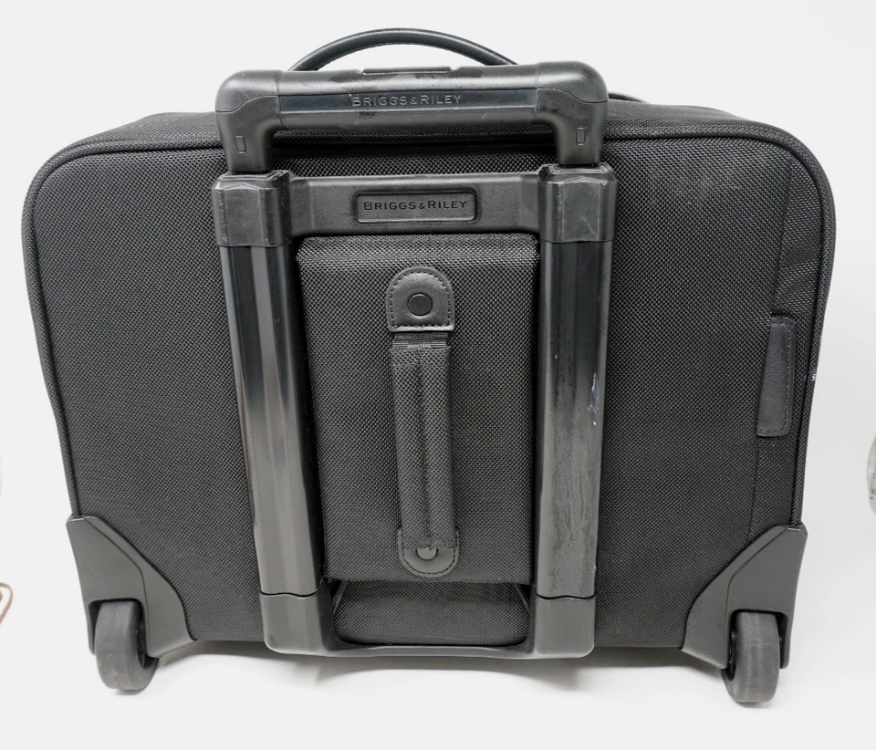 Briggs & Riley Travelware Expandable Rolling Brief Carry On Bag Luggage KR251-4 - Image 4 of 4
