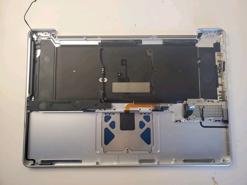 MacBook Pro A1297 2010 MC024LL/A 17" Top Case Palmrest w/Keyboard, Bottom, Mouse - Picture 2 of 4