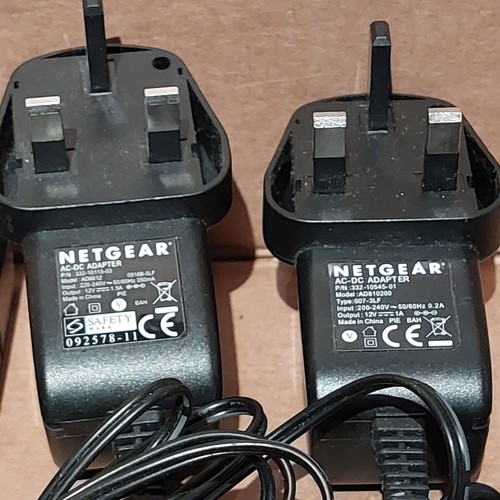 Lote de 10x Varias fuentes de alimentación para computación/redes - Extron, Netgear, LG - Imagen 5 de 8
