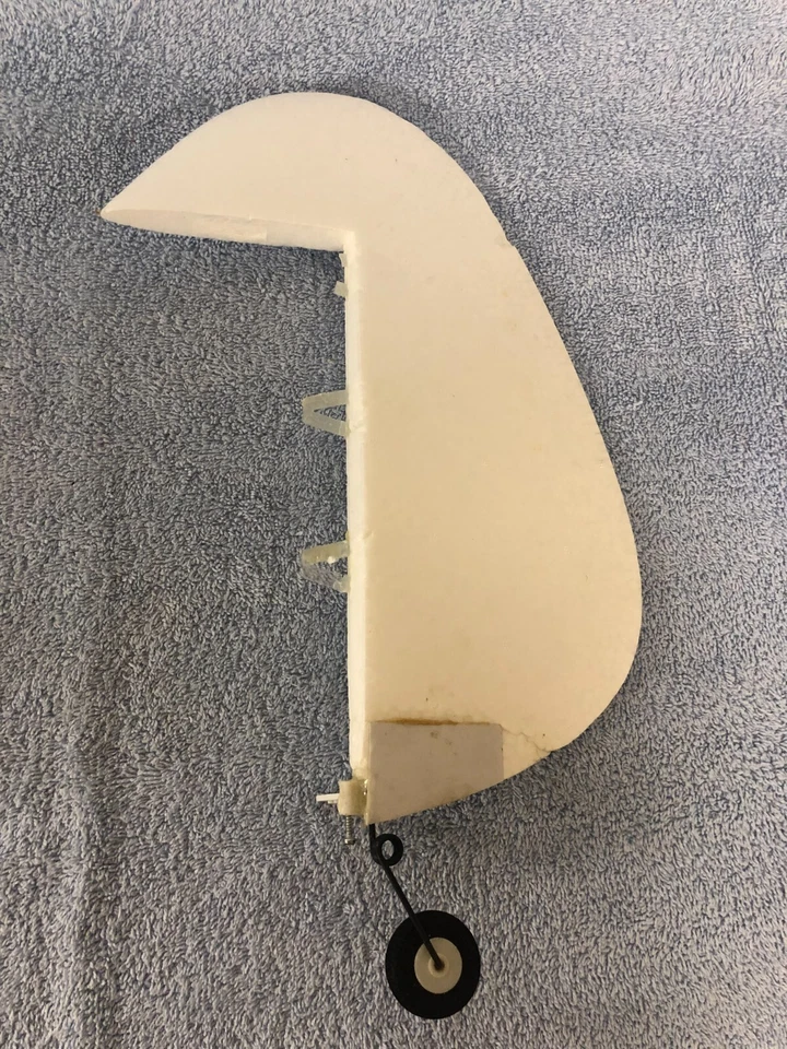 E-flite Carbon-Z Cub Rudder with Tail Gear EFL1045005 - Image 3 of 4