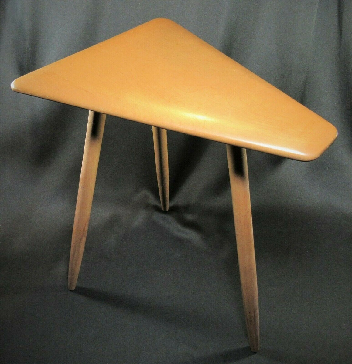 Mid-Century Modern CUSHMAN Cigarette or Side Table Signed ca.1950's Rare  Piece!