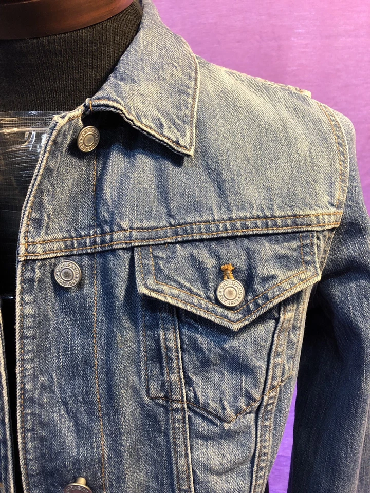 Womens YOUTH L Large GAP Truckers Jean Denim Jacket  - Image 3 of 4