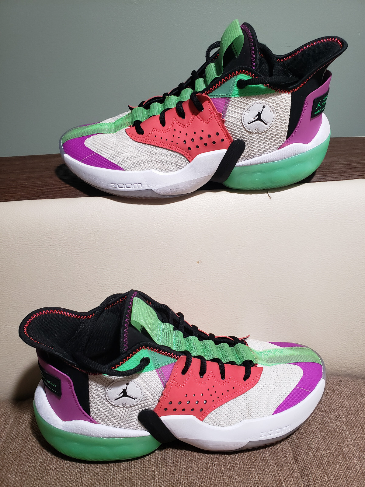 NIKE Jordan React Elevation White Hyper Violet - image 9