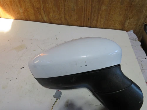 2012  Ford FIESTA SIDE VIEW MIRROR RIGHT PASSENGER RH R