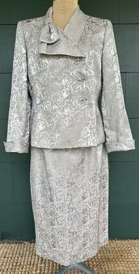 Le Suit Royal Garden Skirt Suit Size 10P Silver Metallic Jacquard Rose Bow