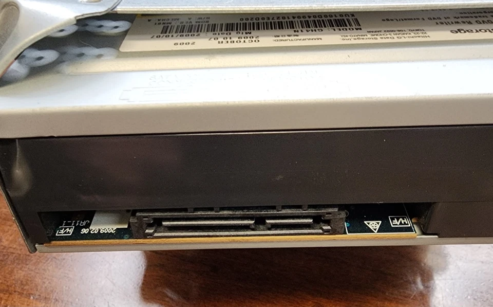 LG GH24NSC0 Internal DVD Drive with M-DISC Support SATA - Image 2 of 4