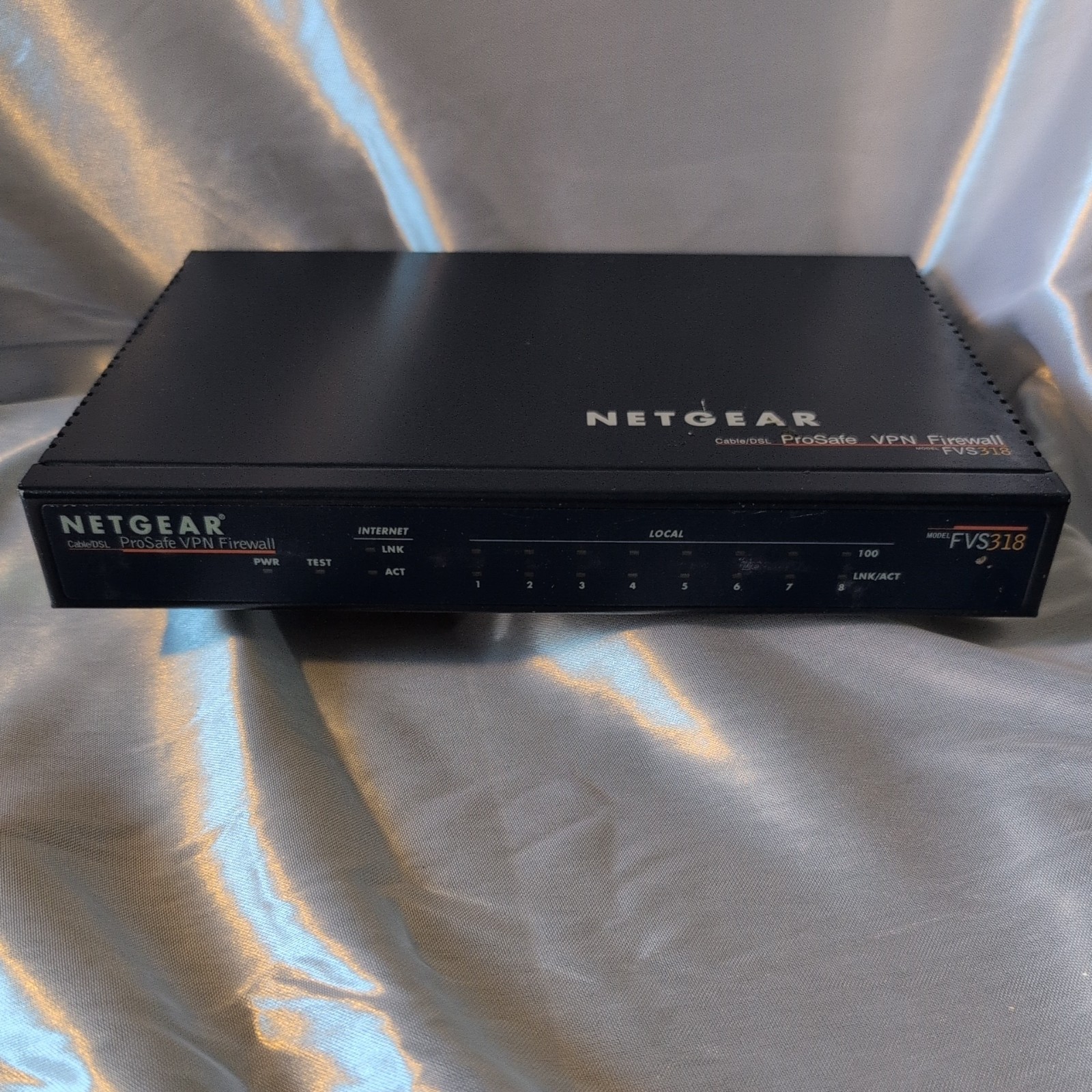 Netgear ProSafe FVS318 8-Port&nbsp;10/100Mbps VPN Firewall Switc