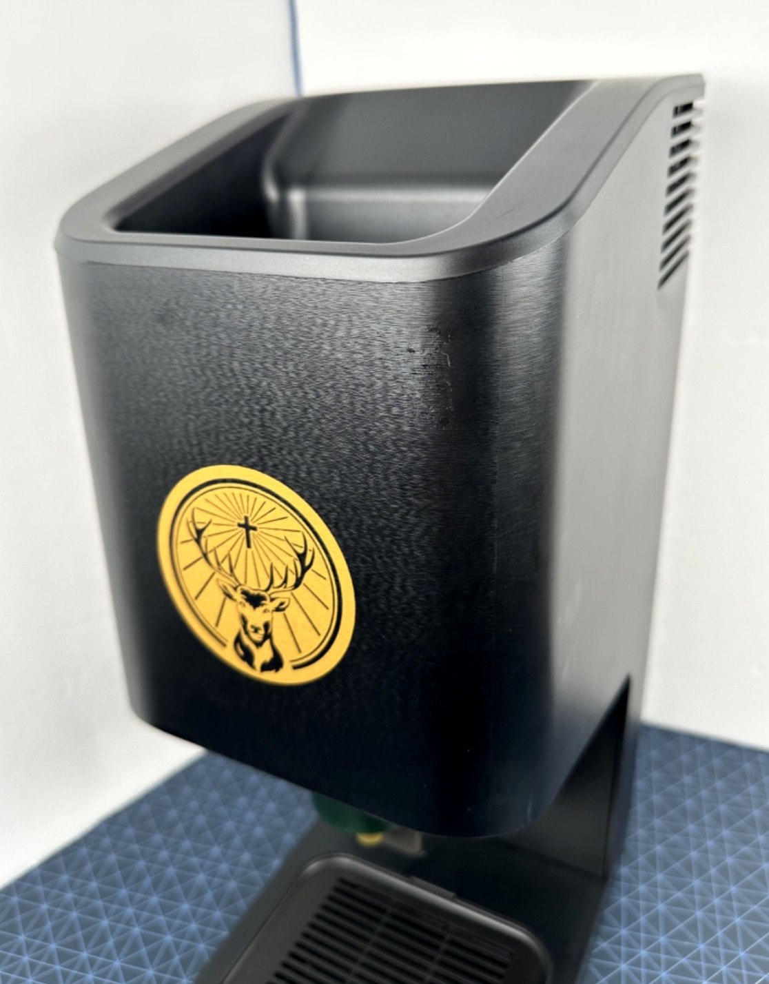 Jagermeister Single Bottle Tap Shot Chiller Machine - Model SG303000, Tested!