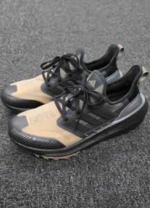 adidas gazelle silver green womens Adidas Men's Ultraboost GORE-TEX Underground Core Black Low Top Sneakers main image 0