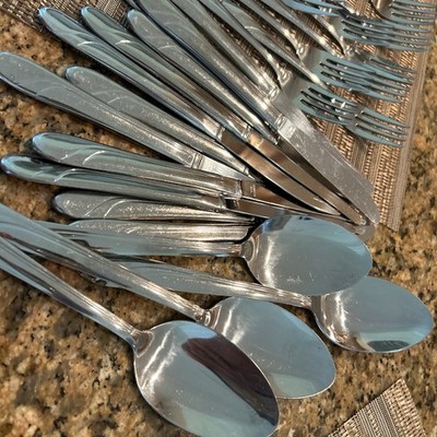 Washington Forge WF Stainless FINESSE  76 PCs  USA Vtg Lot Glossy See Details