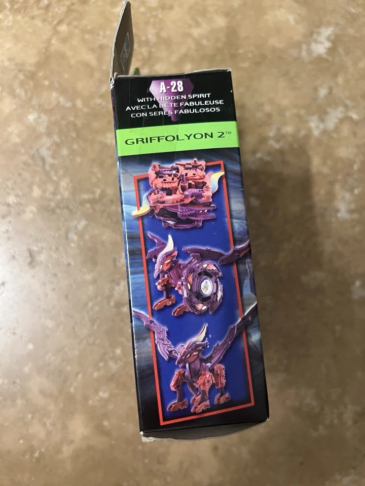 Hasbro Beyblade V-Force Griffolyon 2 A-28 2002 figura de dragón espíritu oculto NUEVO Foto 2 de 4
