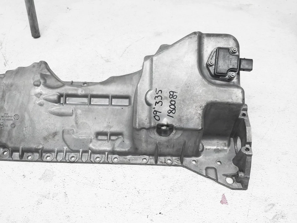 BMW 335I 2007-2013 3,0 L turbo tracción trasera motor inferior cárter de aceite 11-13-7-570-400 Foto 3 de 4