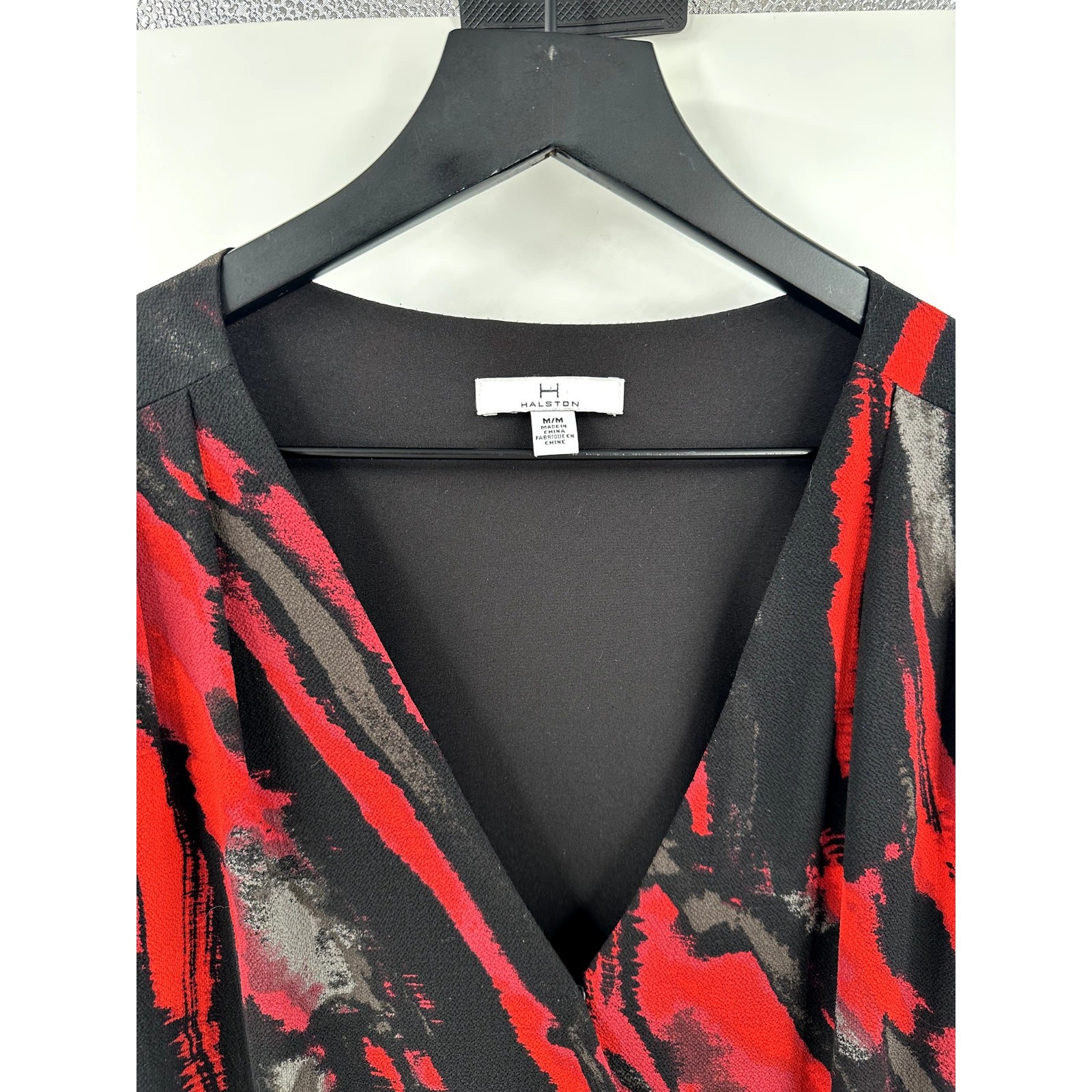 Halston Multicolor Printed V Neck Split Flutter S… - image 4