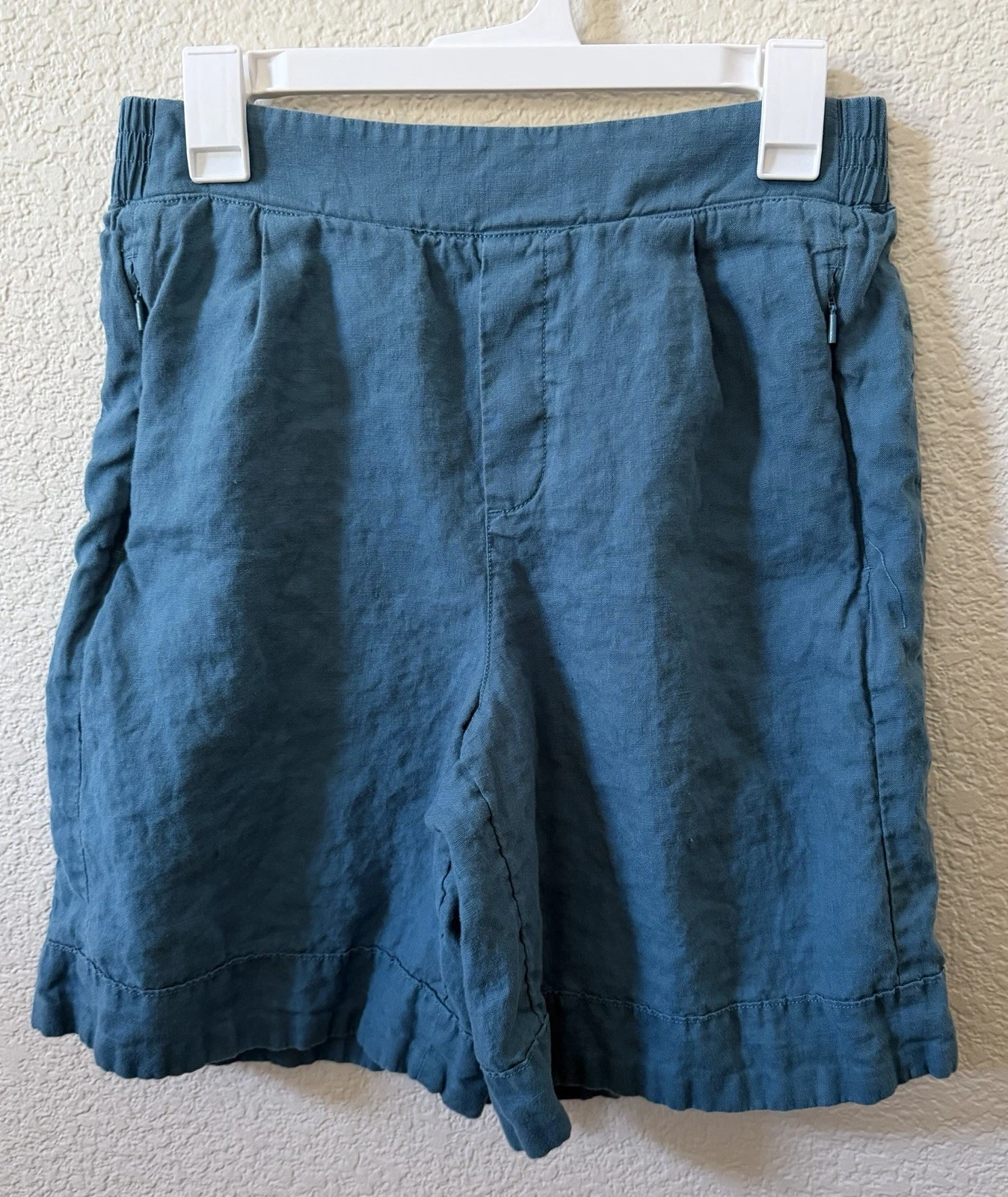 Athleta Size 12 Playa Linen Bermuda Short 100% Linen Teal Blue Pull On + Pockets