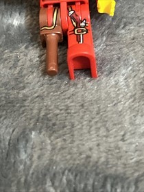 (2004) LEGO PIRATES CAPTAIN RED BEARD MINIFIGURE 4j014 w/ SWORD VINTAGE