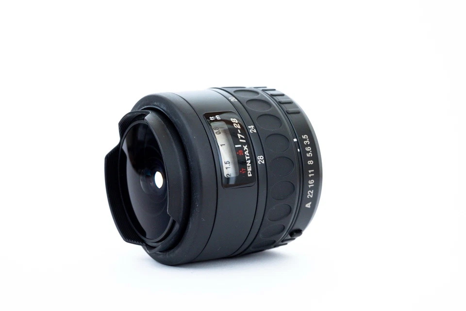 Lente ultra gran angular ojo de pez SMC Pentax-F 17-28 mm f/3,5-4,5 Foto 2 de 4
