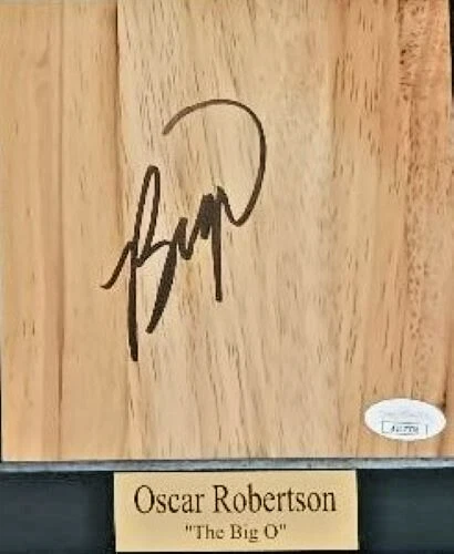 OSCAR ROBERTSON CUSTOM FRAME 11X20 PICTURE/AUTO FLOORBOARD JSA CERTIFIED AG17330 - Image 2 of 4
