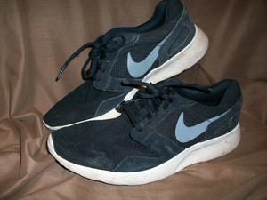 nike running shoes men's size 10